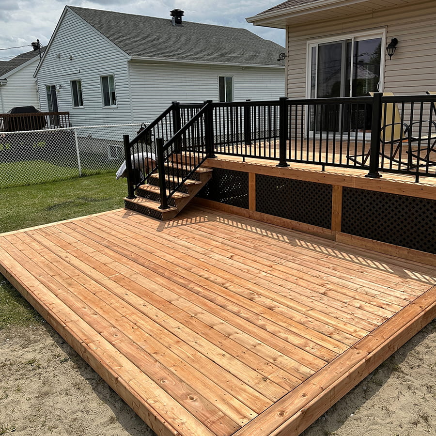 terrasse-2-paliers-bois-traite-rampe-aluminium-mirabel3